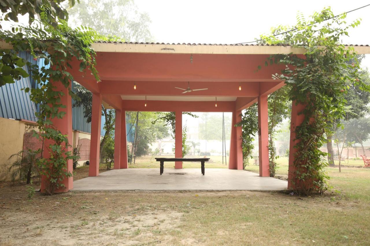 The Karnal Resort Buitenkant foto